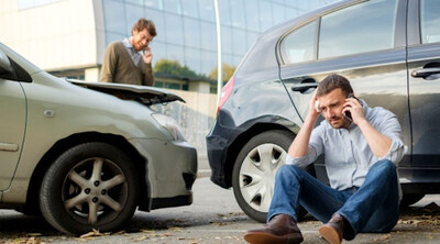 Споры с автосалонами и страховыми по ДТП в 2026 году